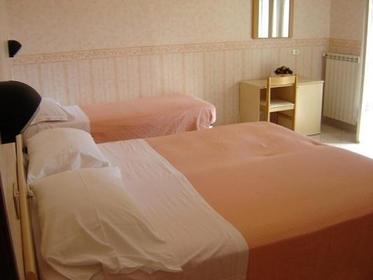 Hotel Sud America Fiuggi Rum bild