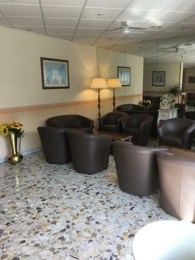 Hotel Sud America Fiuggi Exteriör bild